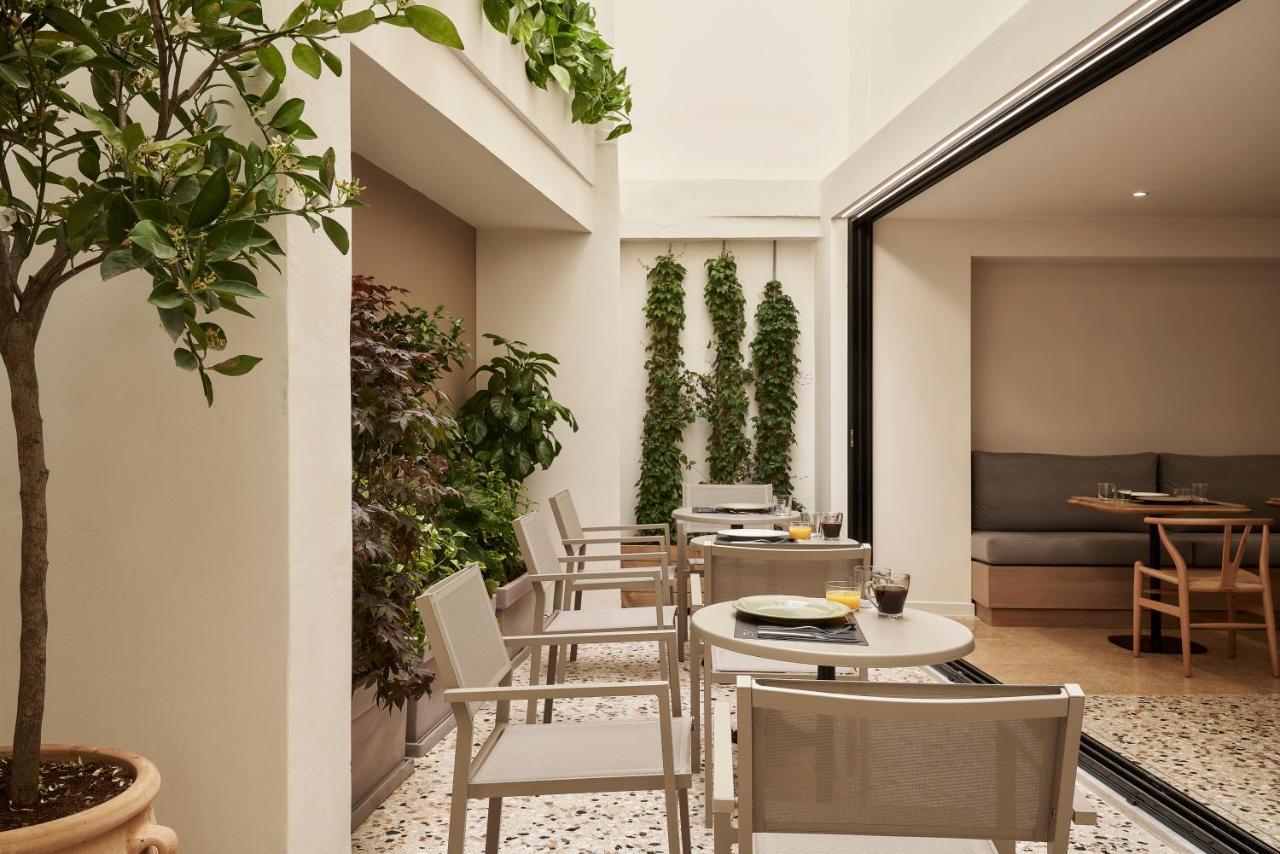 Vasi Hotel Атина Екстериор снимка