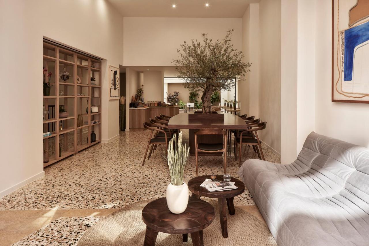 Vasi Hotel Атина Екстериор снимка