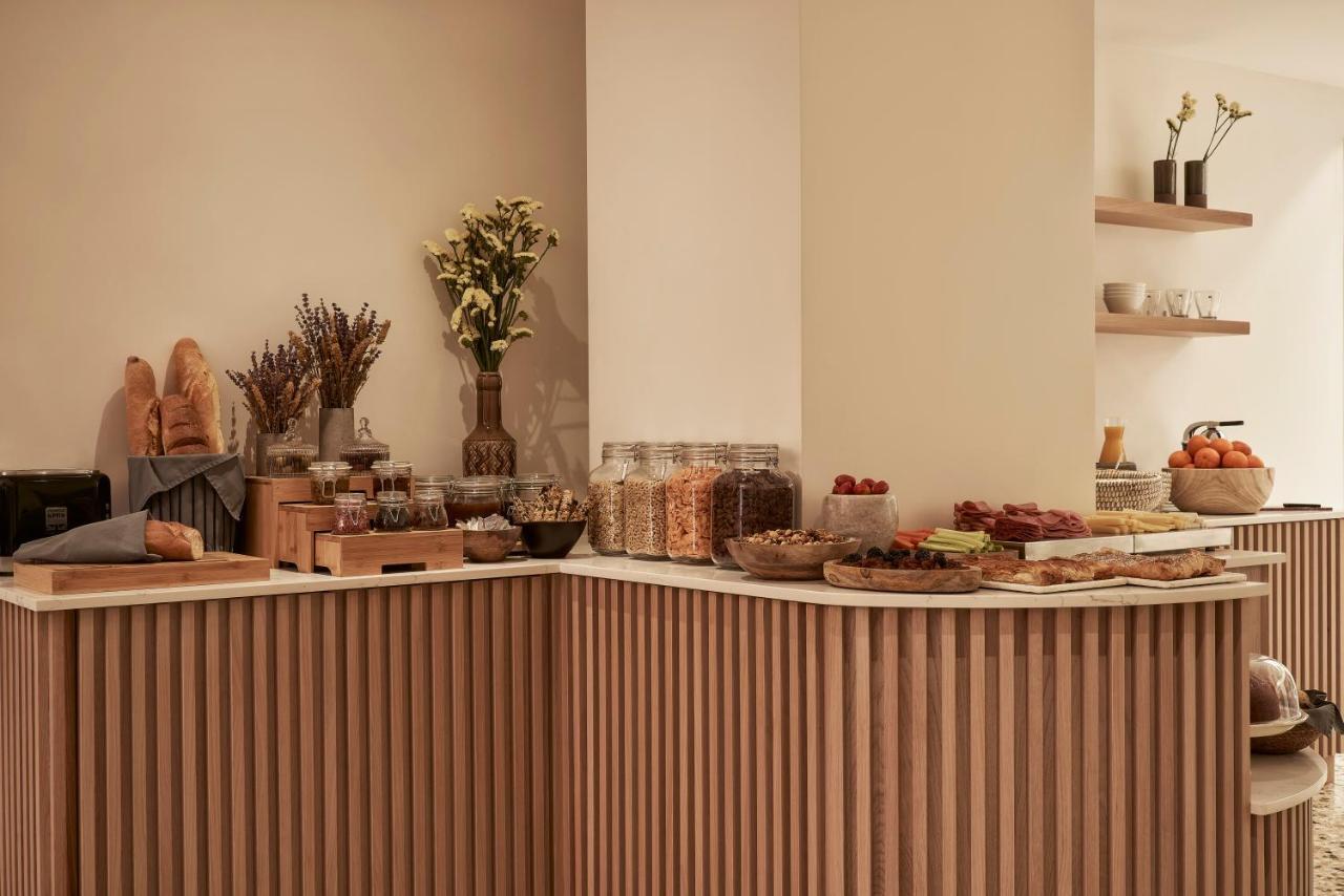 Vasi Hotel Атина Екстериор снимка